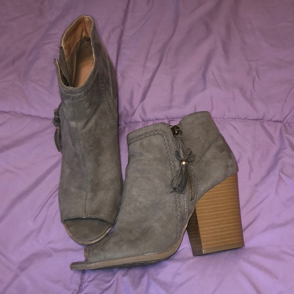 Booties - Picture 3 of 4